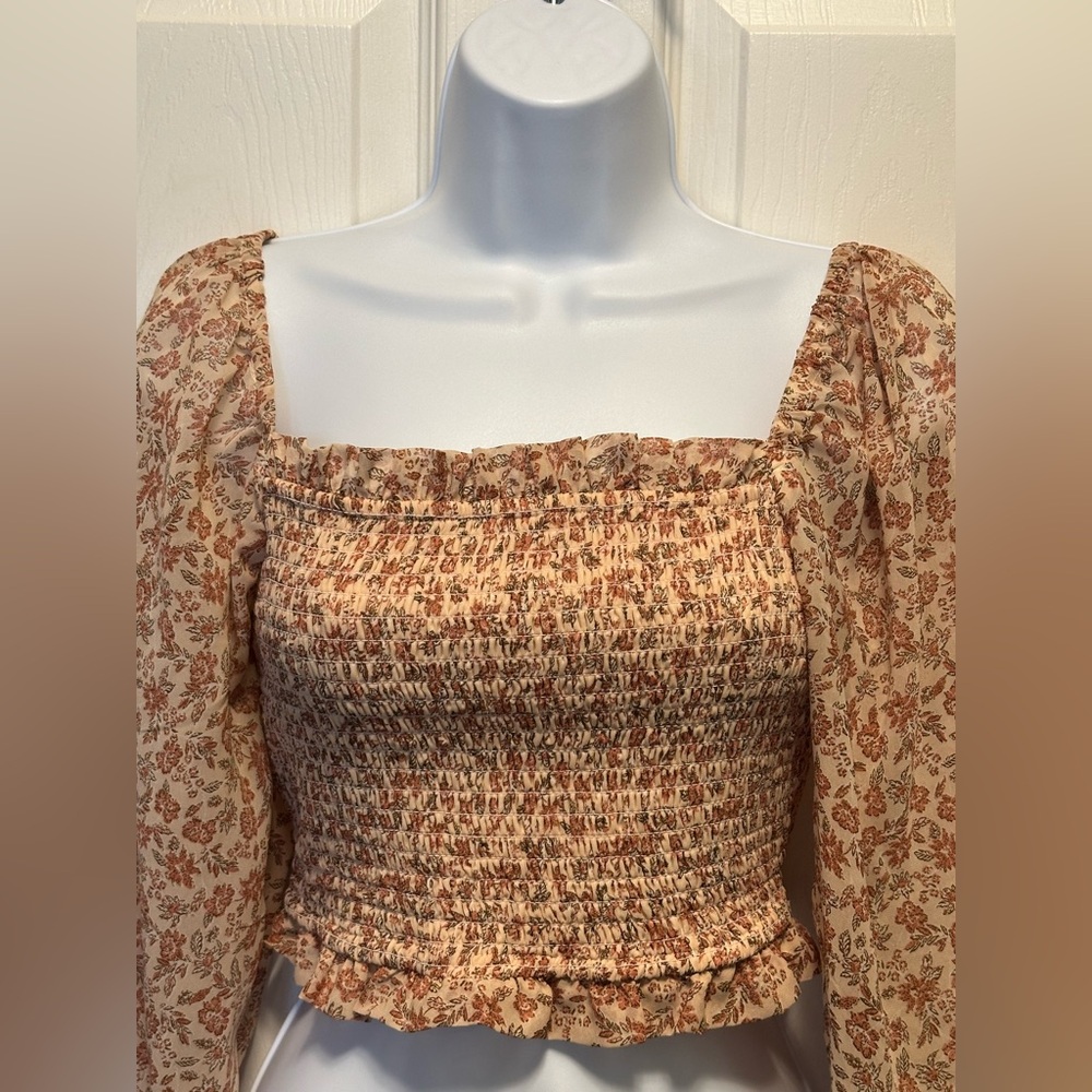 Womens Japna long sleeve crop top size small